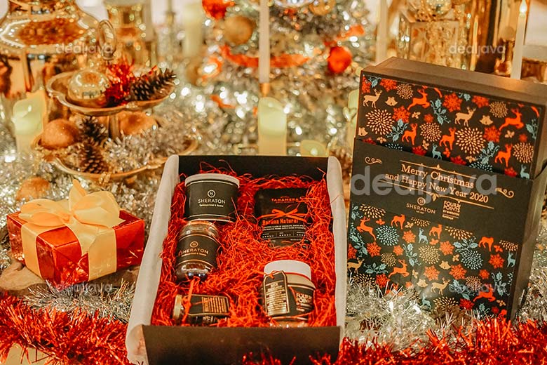 Dealjava Christmas Hampers From Sheraton Surabaya Hotel Towers