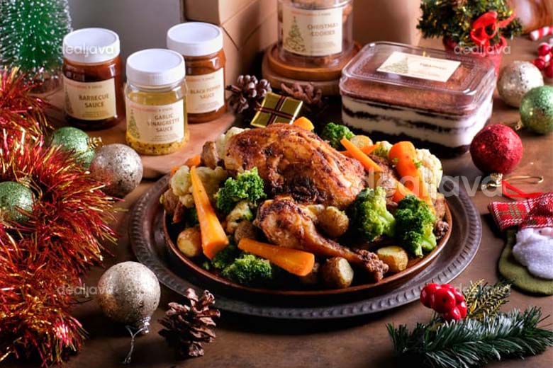 Christmas Hampers Roasted Chicken From Harris Gubeng Hotel